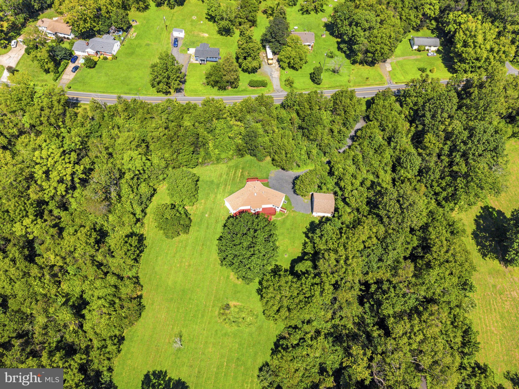 8265 Opal Road Warrenton, VA 20186 - Photo 63 of 68 Gallery Image 63