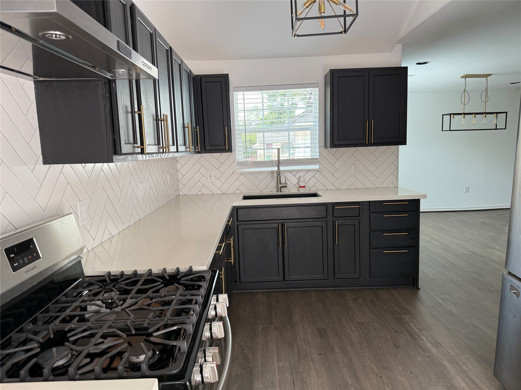 4522 Dewberry Street Houston, TX 77021 - Photo 11 of 23