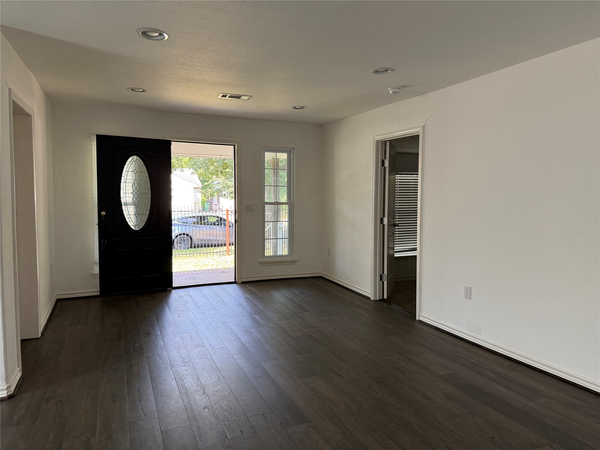 4522 Dewberry Street Houston, TX 77021 - Photo 7 of 23