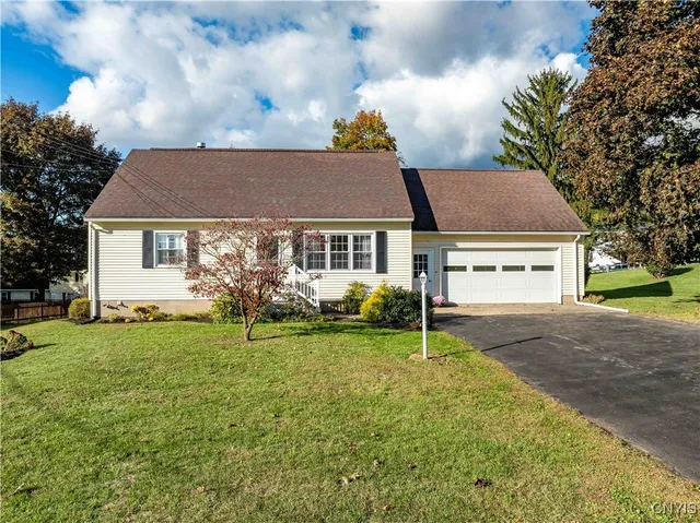 $289,500 | 2729 Forest Hill Drive, Fleming, NY 13021