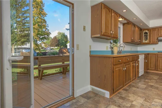 $289,500 | 2729 Forest Hill Drive, Fleming, NY 13021