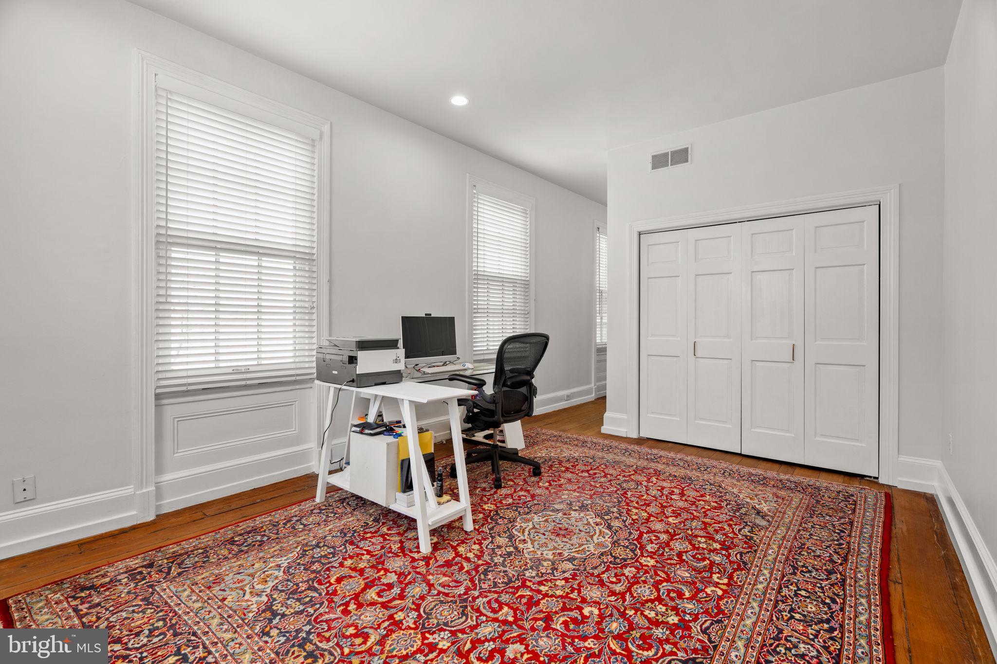 604 Spruce Street Philadelphia, PA 19106 - Photo 25 of 69 a view of a workspace with furniture and a window
