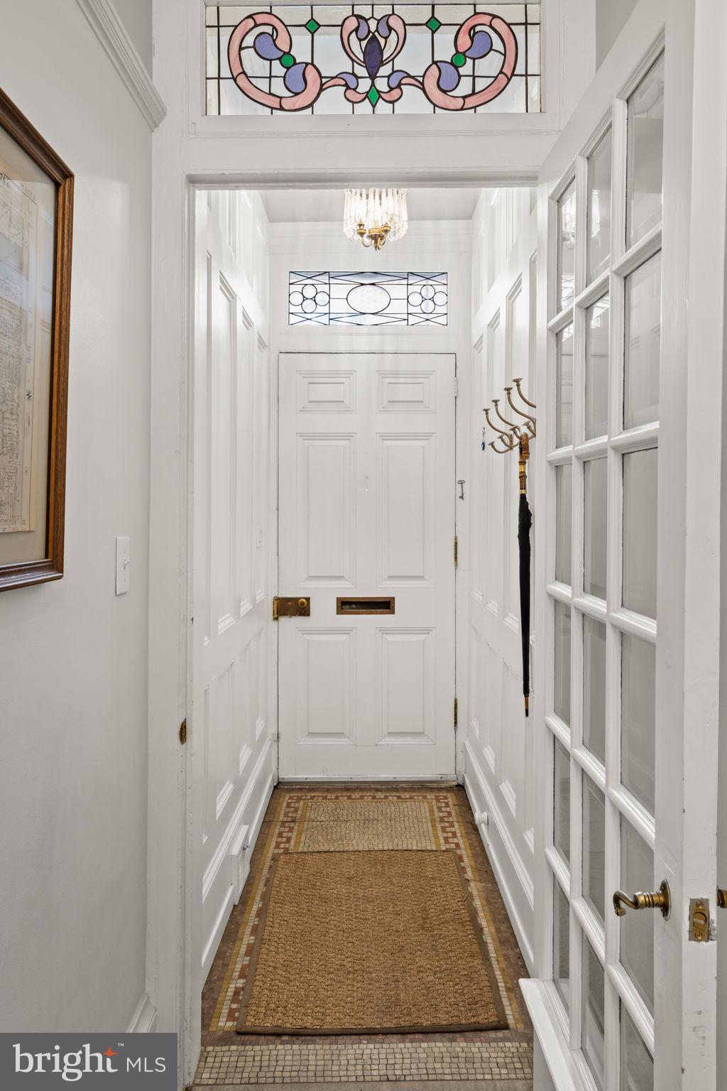 604 Spruce Street Philadelphia, PA 19106 - Photo 3 of 69 a bathroom with a tub and shower