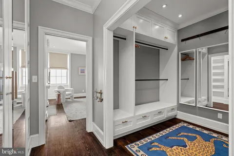 a view of entryway