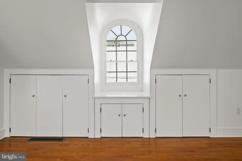 $2,100,000 | 604 Spruce Street, Philadelphia, PA 19106
