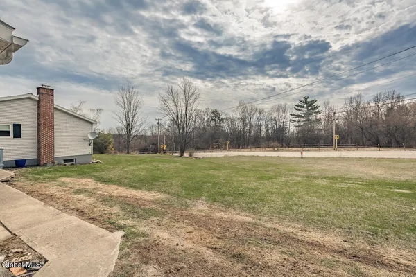 $340,000 | 955 Highway 67, Johnstown, NY 12095