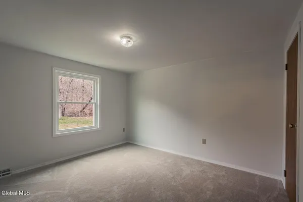 $340,000 | 955 Highway 67, Johnstown, NY 12095