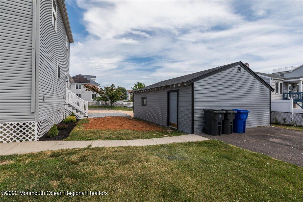 110 Island Road Toms River, NJ 08753 - Photo 36 of 51 a view of an house with backyard and garden