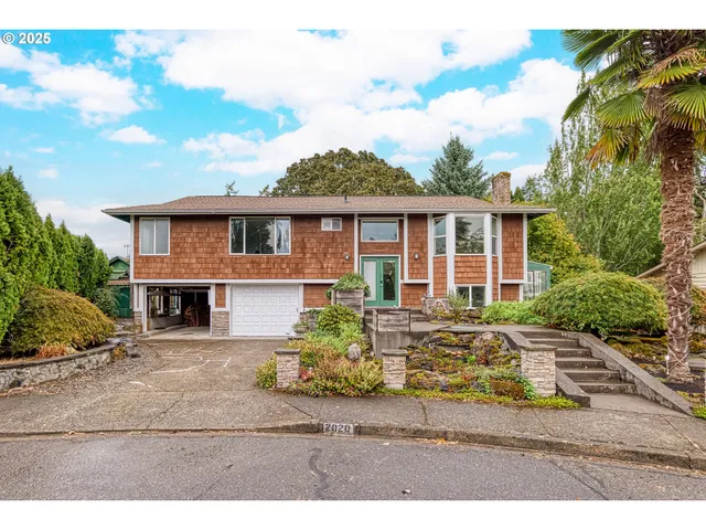$599,900 | 2020 North Carol Avenue, Newberg, OR 97132