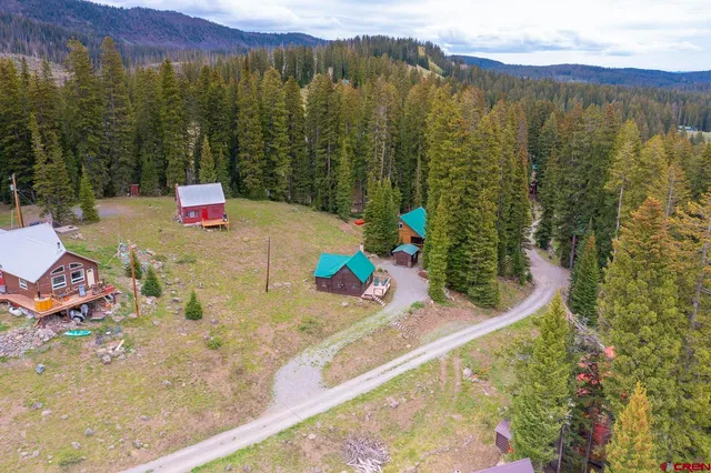 $299,500 | 21353 Hilltop Drive, Cedaredge, CO 81413