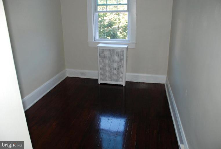 4204 Falls Road Baltimore, MD 21211 - Photo 18 of 21 Bedroom #4
