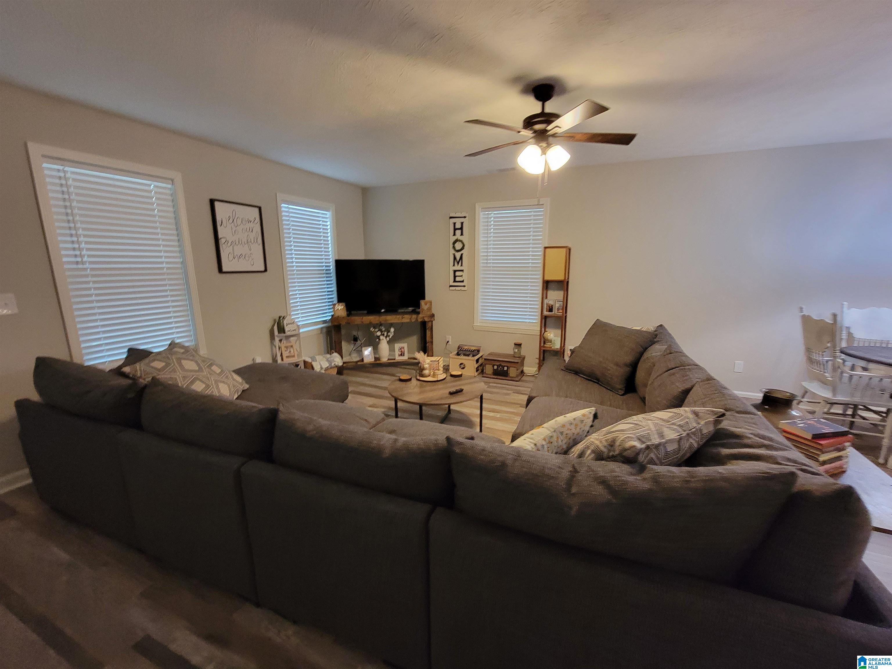 528 Holder Street Roanoke, AL 36274 - Photo 4 of 14