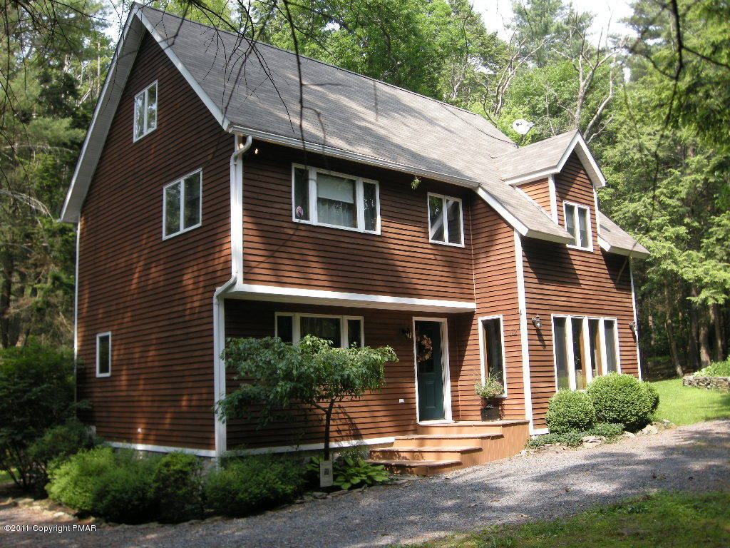 112 Spring Lane Cresco, PA 18326 - Photo 1 of 31 Exterior