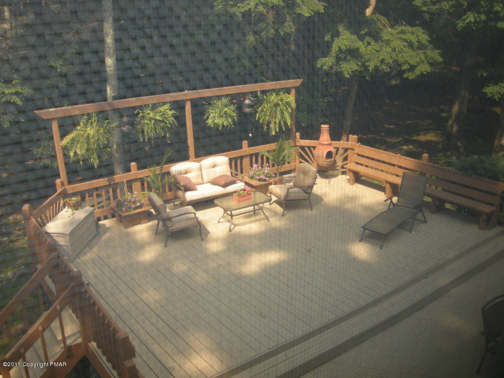112 Spring Lane Cresco, PA 18326 - Photo 31 of 31 Deck