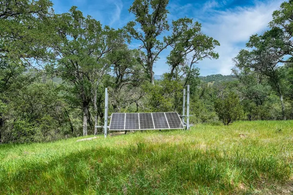 $320,000 | 990 Junction Plaza, Clearlake, CA 95422