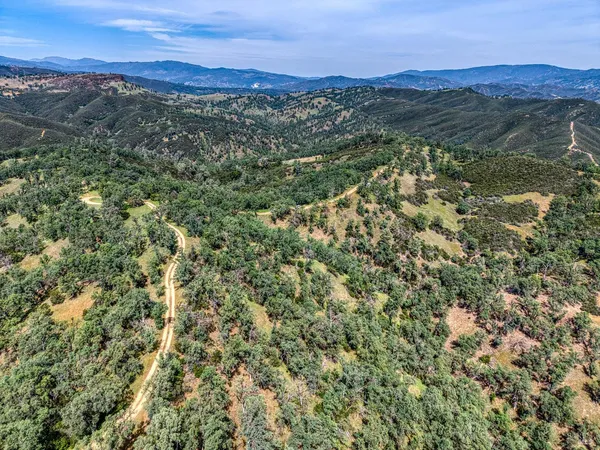 $320,000 | 990 Junction Plaza, Clearlake, CA 95422