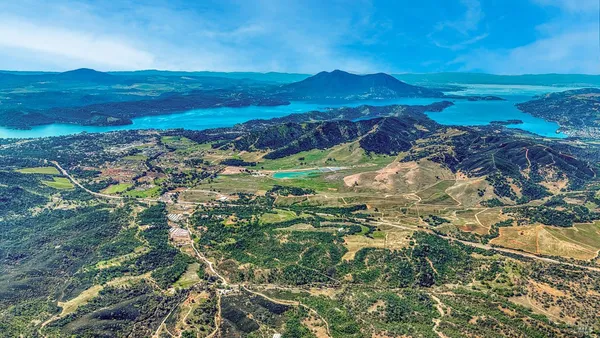 $320,000 | 990 Junction Plaza, Clearlake, CA 95422