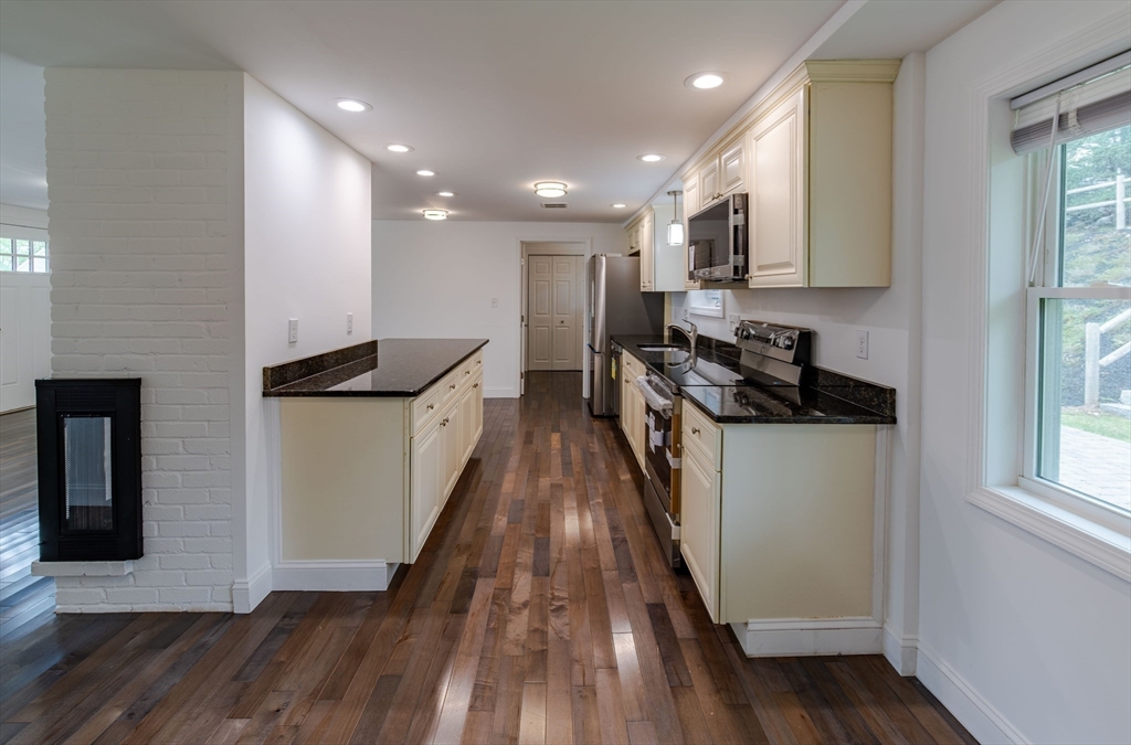 56 Trask Road Peabody, MA 01960 - Photo 12 of 23 Gallery Image 12