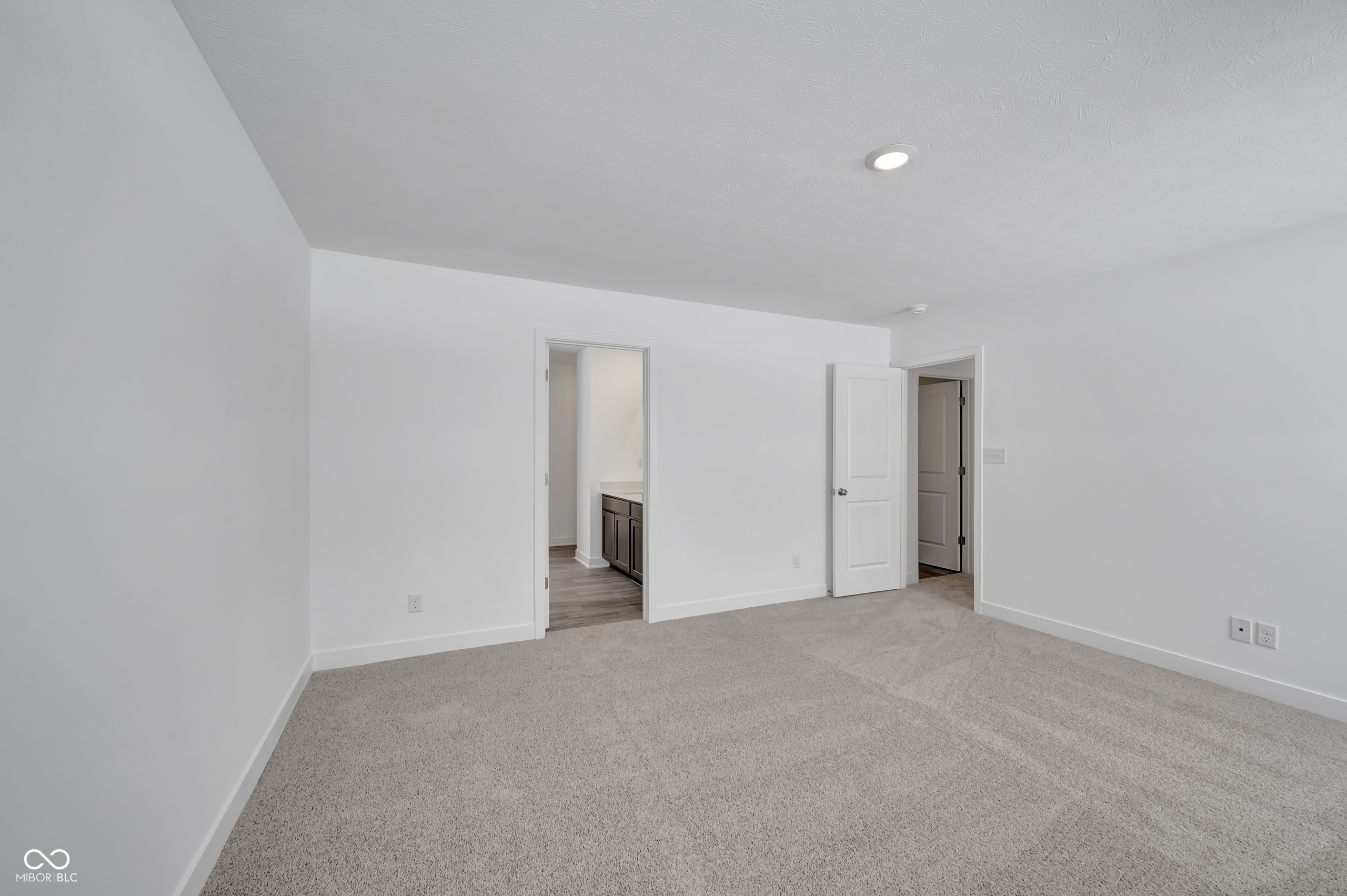 3926 Quinn Road Indianapolis, IN 46239 - Photo 15 of 19