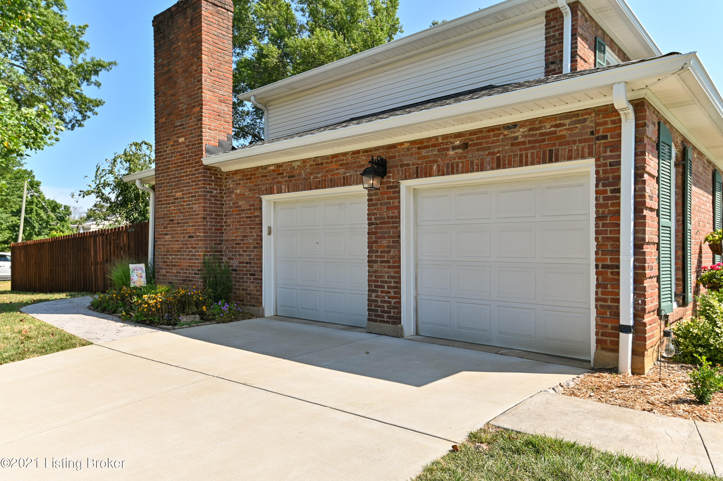 9001 Cardiff Road Louisville, KY 40242 - Photo 39 of 40 052 - 20210812 4291