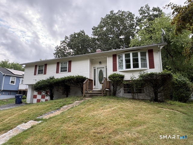 249 Malcolm Road West Haven, CT 06516 - Photo 2 of 14