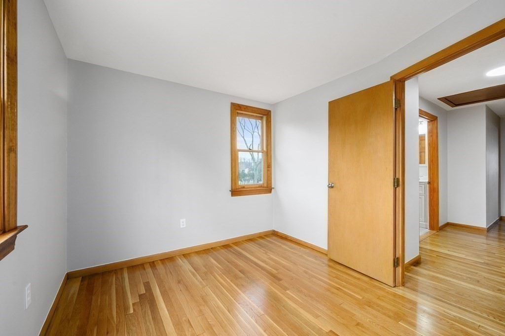 27 Paddock Road Bridgewater, MA 02324 - Photo 20 of 36 Gallery Image 20