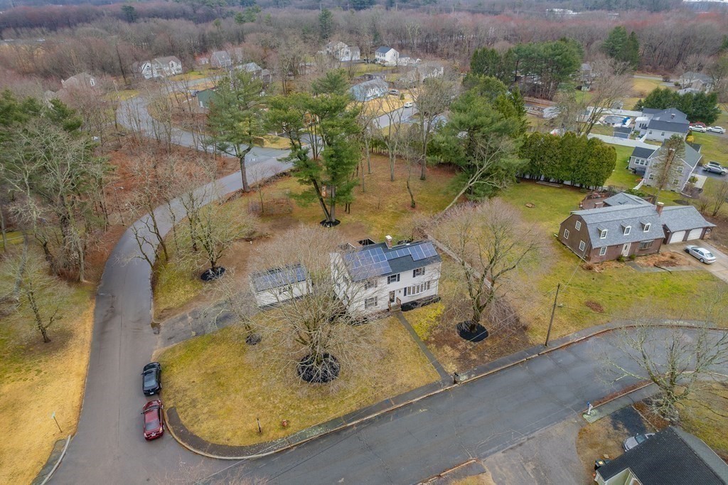 27 Paddock Road Bridgewater, MA 02324 - Photo 4 of 36 Gallery Image 4