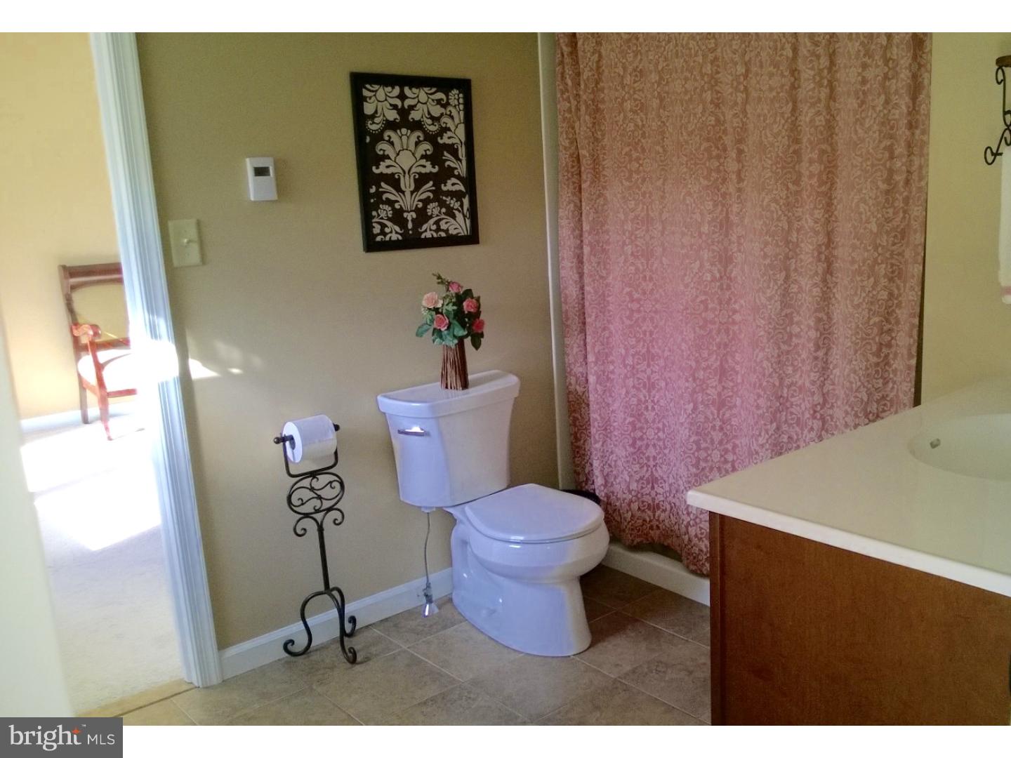 2792 Bedminster Road Perkasie, PA 18944 - Photo 12 of 19 Bathroom