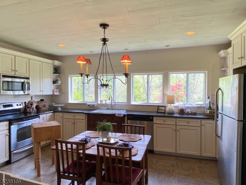 240 Cokesbury Califon Road Lebanon, NJ 08833 - Photo 9 of 21 Gallery Image 9