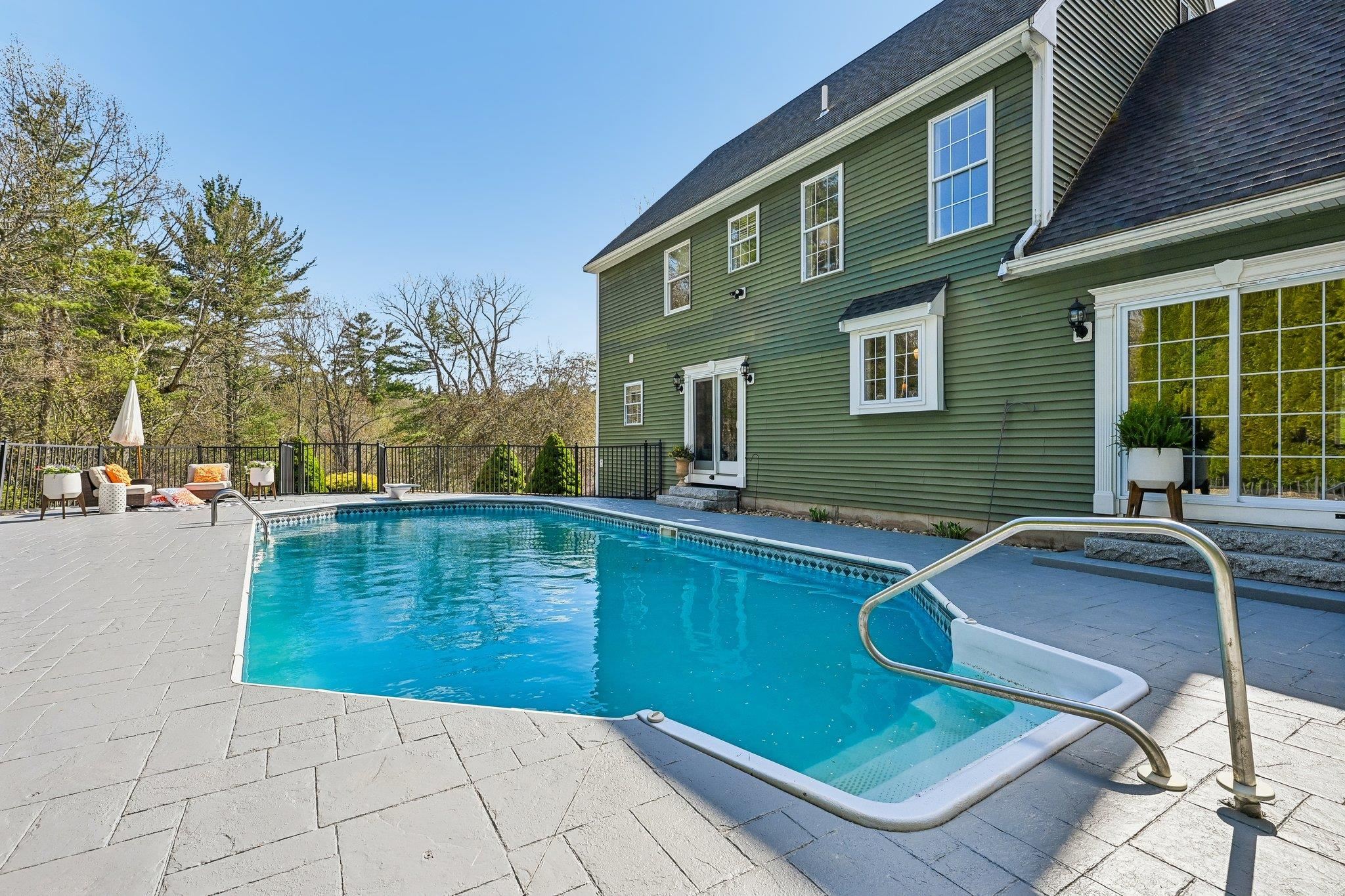 11 Longmeadow Road Windham, NH 03087 - Photo 46 of 60