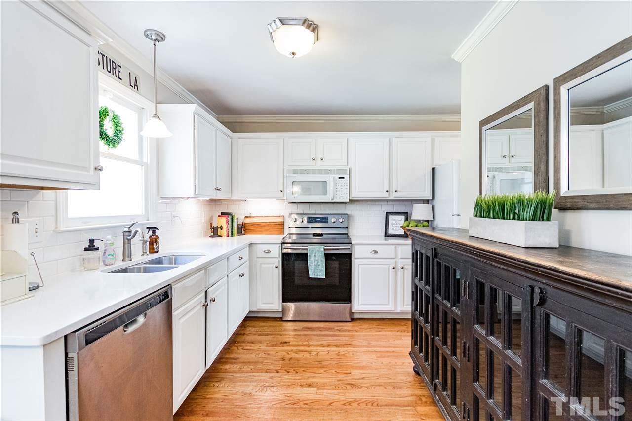 6705 Holly Mill Court Raleigh, NC 27613 - Photo 10 of 29 Gallery Image 10