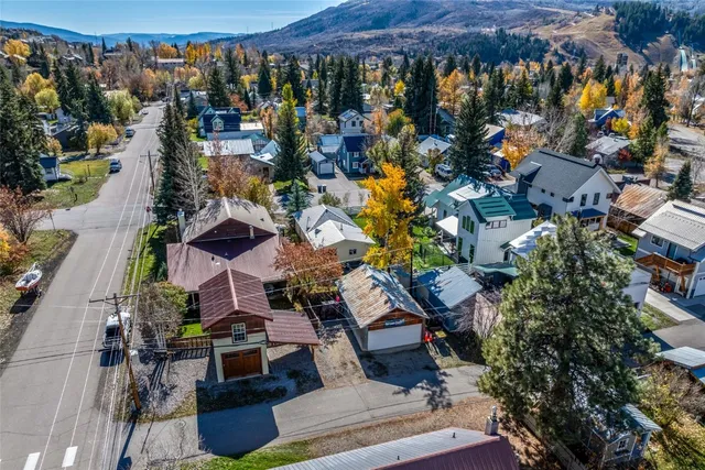 an aerial view of multiple house