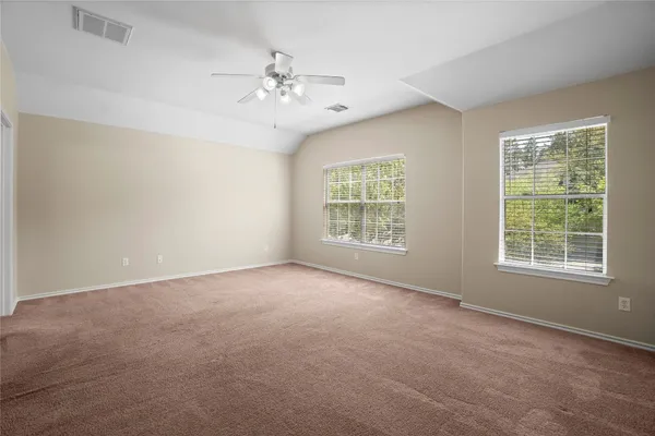$2,000 | 15 Blue Creek Place, The Woodlands, TX 77382