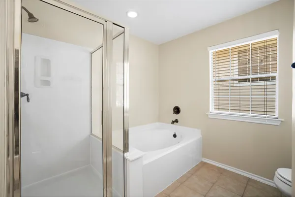 $2,000 | 15 Blue Creek Place, The Woodlands, TX 77382