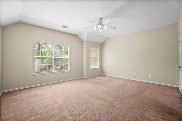 $2,000 | 15 Blue Creek Place, The Woodlands, TX 77382