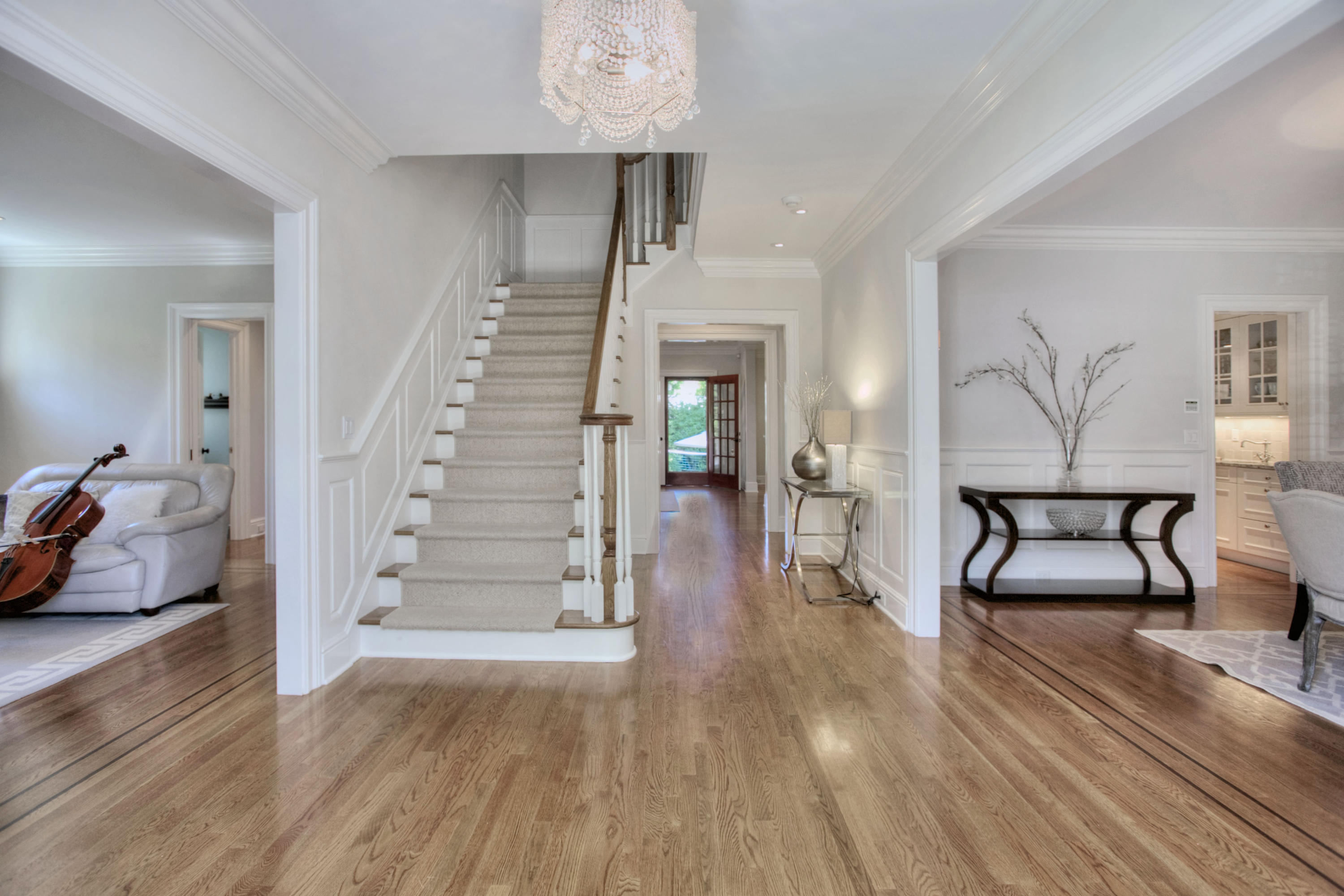 121 Gower Road New Canaan, CT 06840 - Photo 4 of 30 Foyer