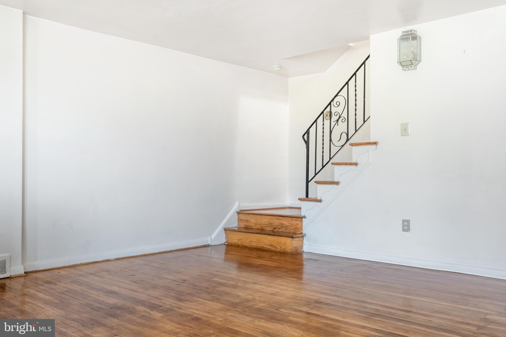 3916 Powell Road Brookhaven, PA 19015 - Photo 8 of 44