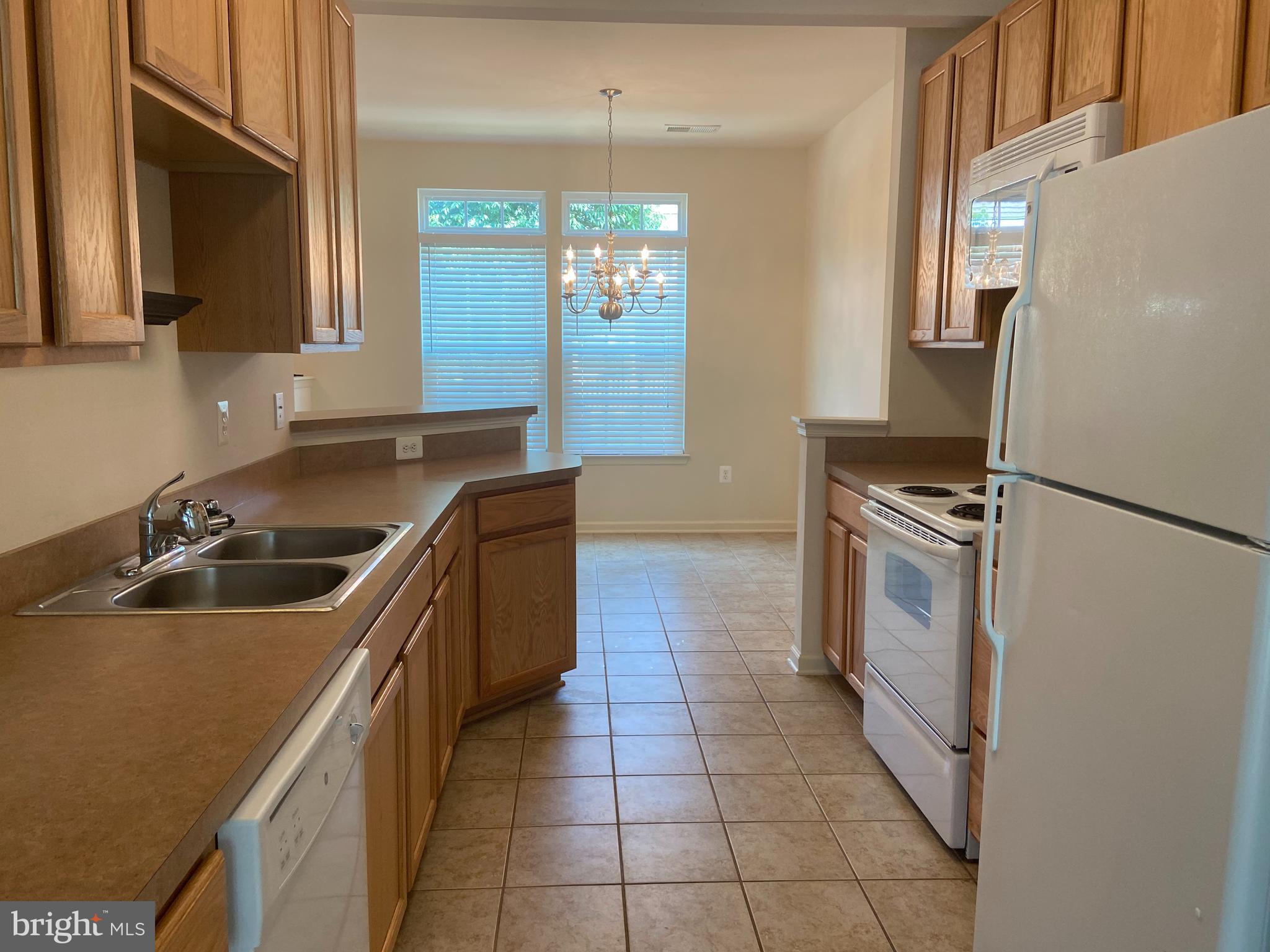 7118 Azalea Drive Ruther Glen, VA 22546 - Photo 4 of 16