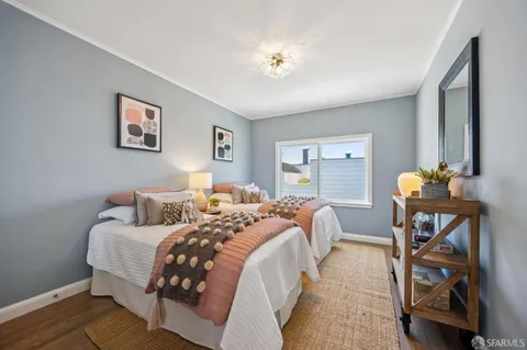 a view of entryway with livingroom and furniture