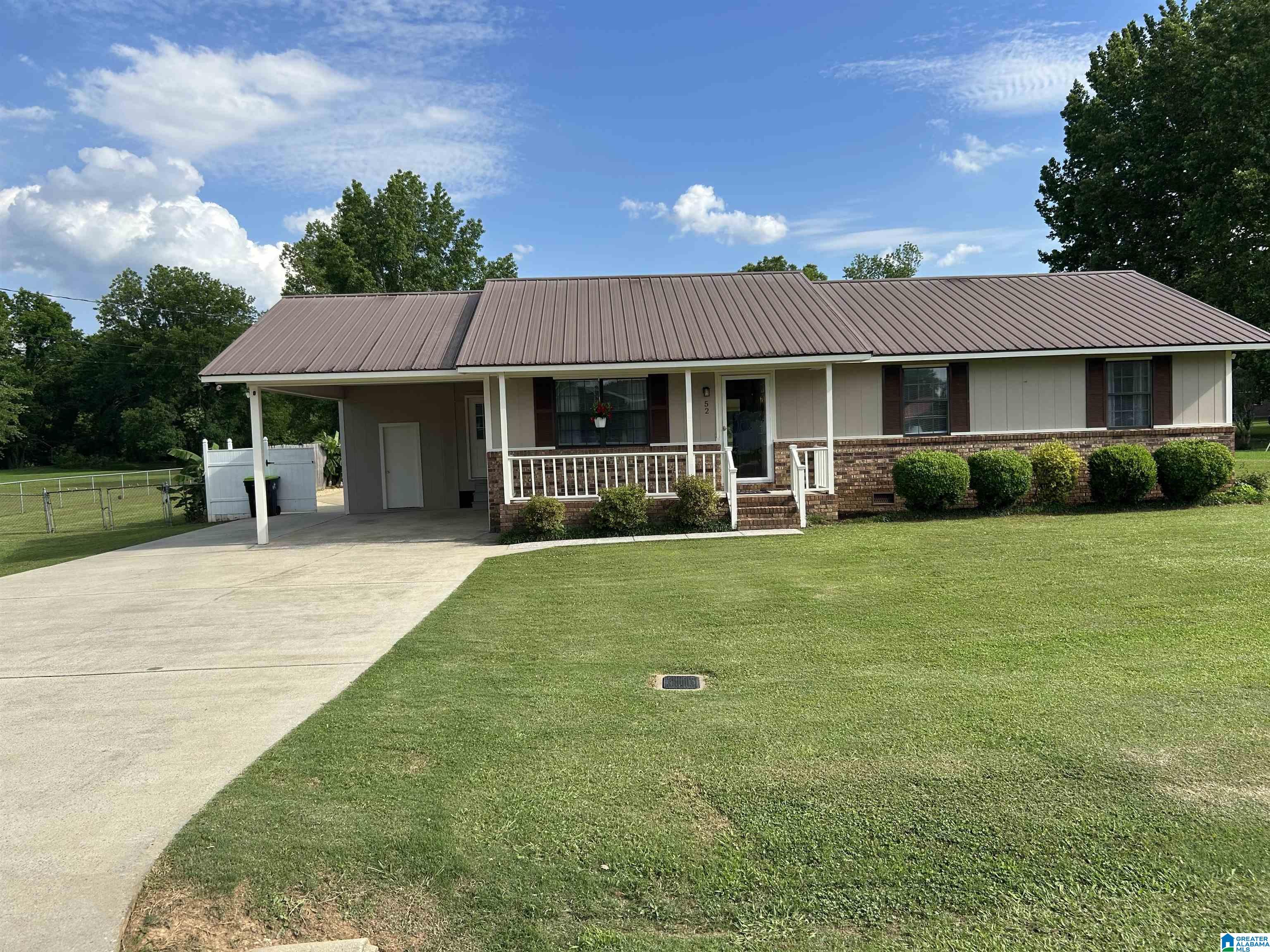 52 Ann Circle Sylacauga, AL 35150 - Photo 1 of 14