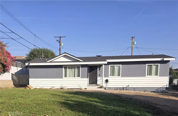 $3,300 | 896 Altura Way, Unit A, Upland, CA 91786