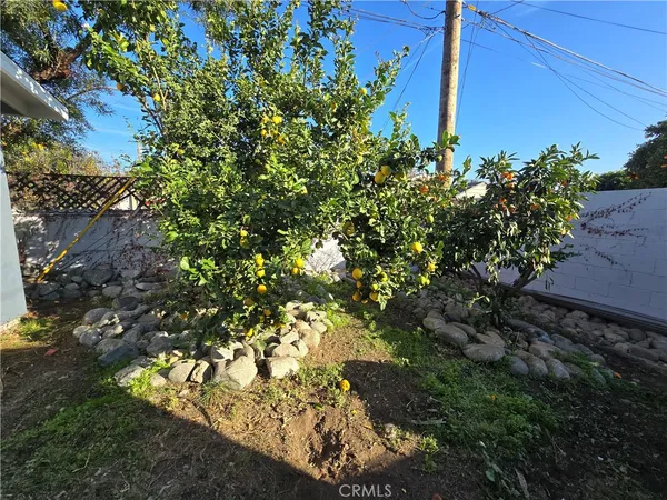 $3,300 | 896 Altura Way, Unit A, Upland, CA 91786