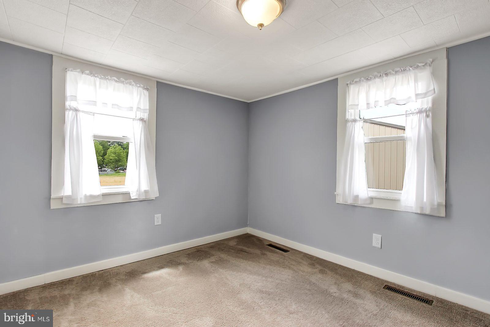 454 Smoketown Road Hanover, PA 17331 - Photo 15 of 25