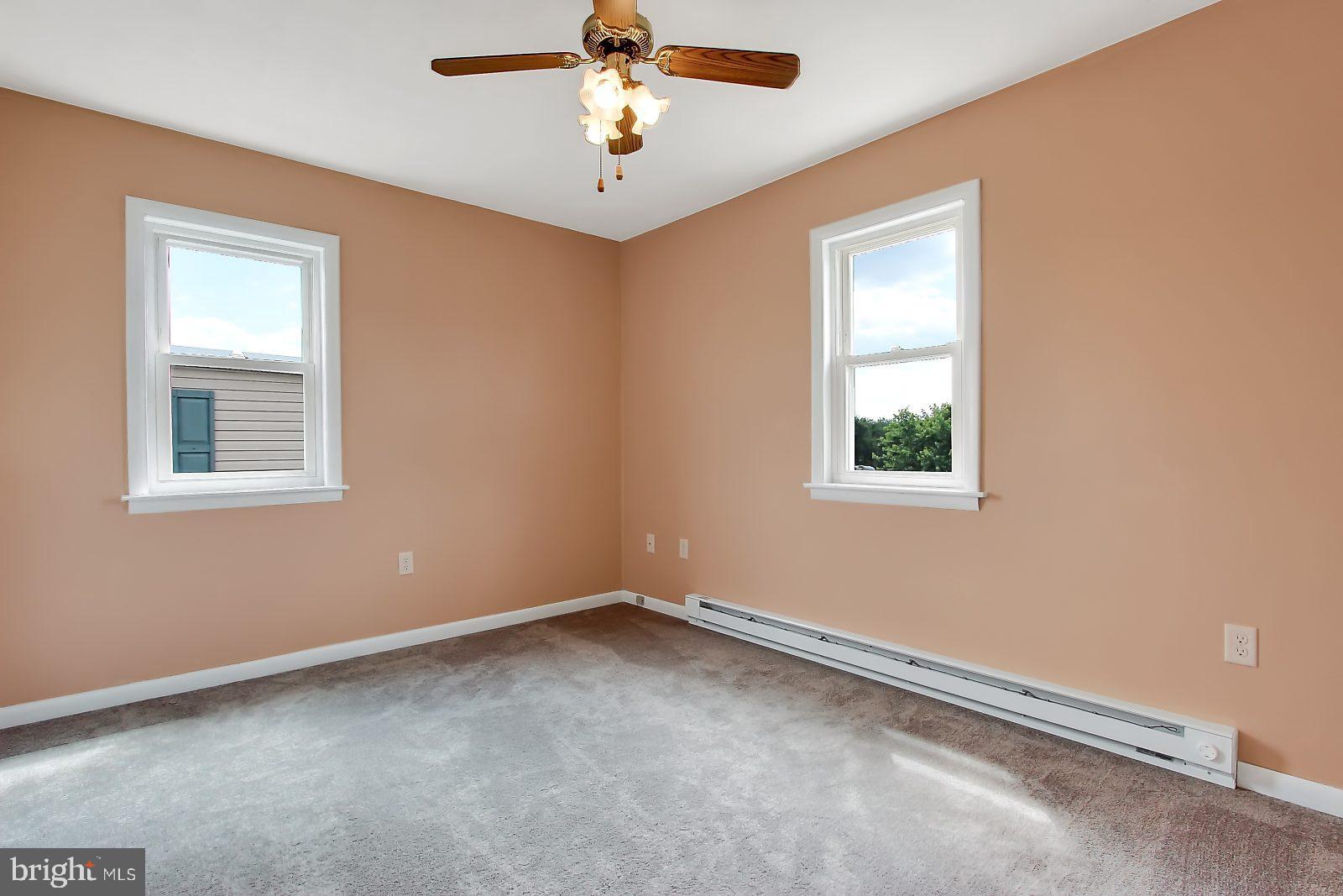 454 Smoketown Road Hanover, PA 17331 - Photo 16 of 25