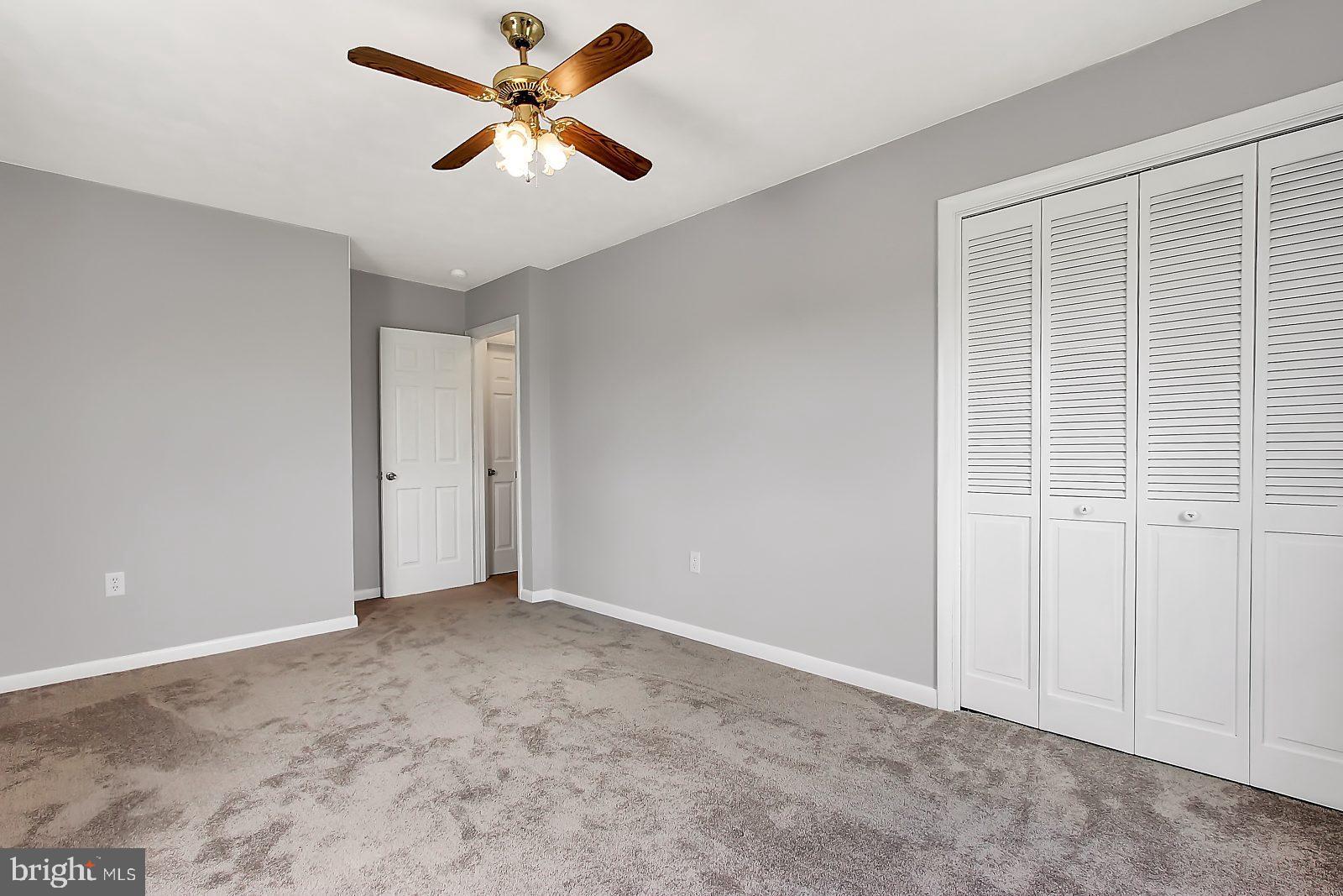 454 Smoketown Road Hanover, PA 17331 - Photo 19 of 25