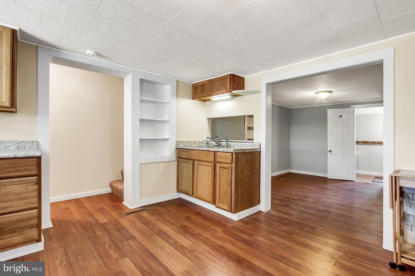 454 Smoketown Road Hanover, PA 17331 - Photo 3 of 25