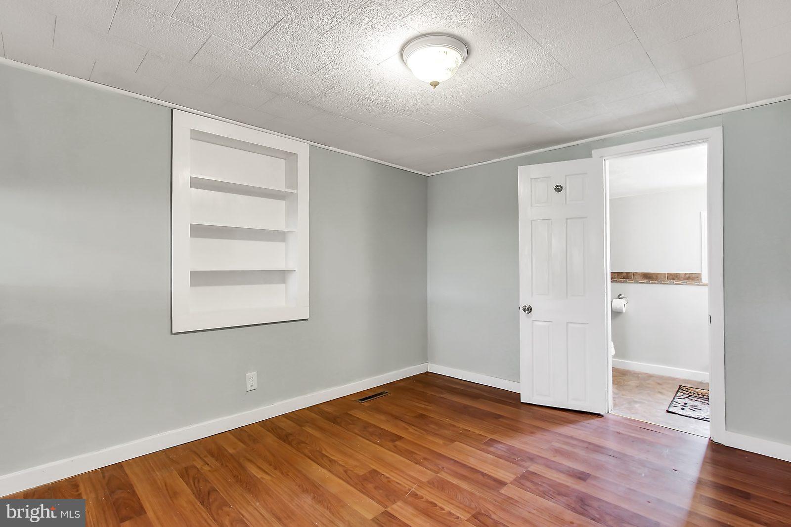 454 Smoketown Road Hanover, PA 17331 - Photo 6 of 25