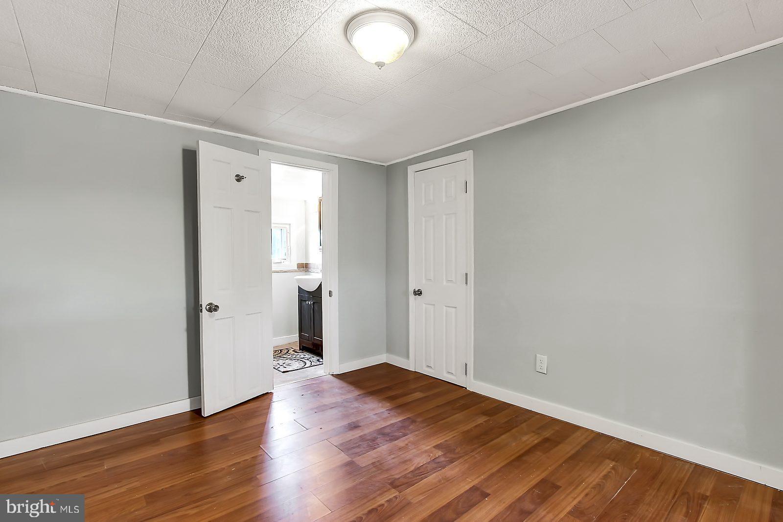 454 Smoketown Road Hanover, PA 17331 - Photo 8 of 25