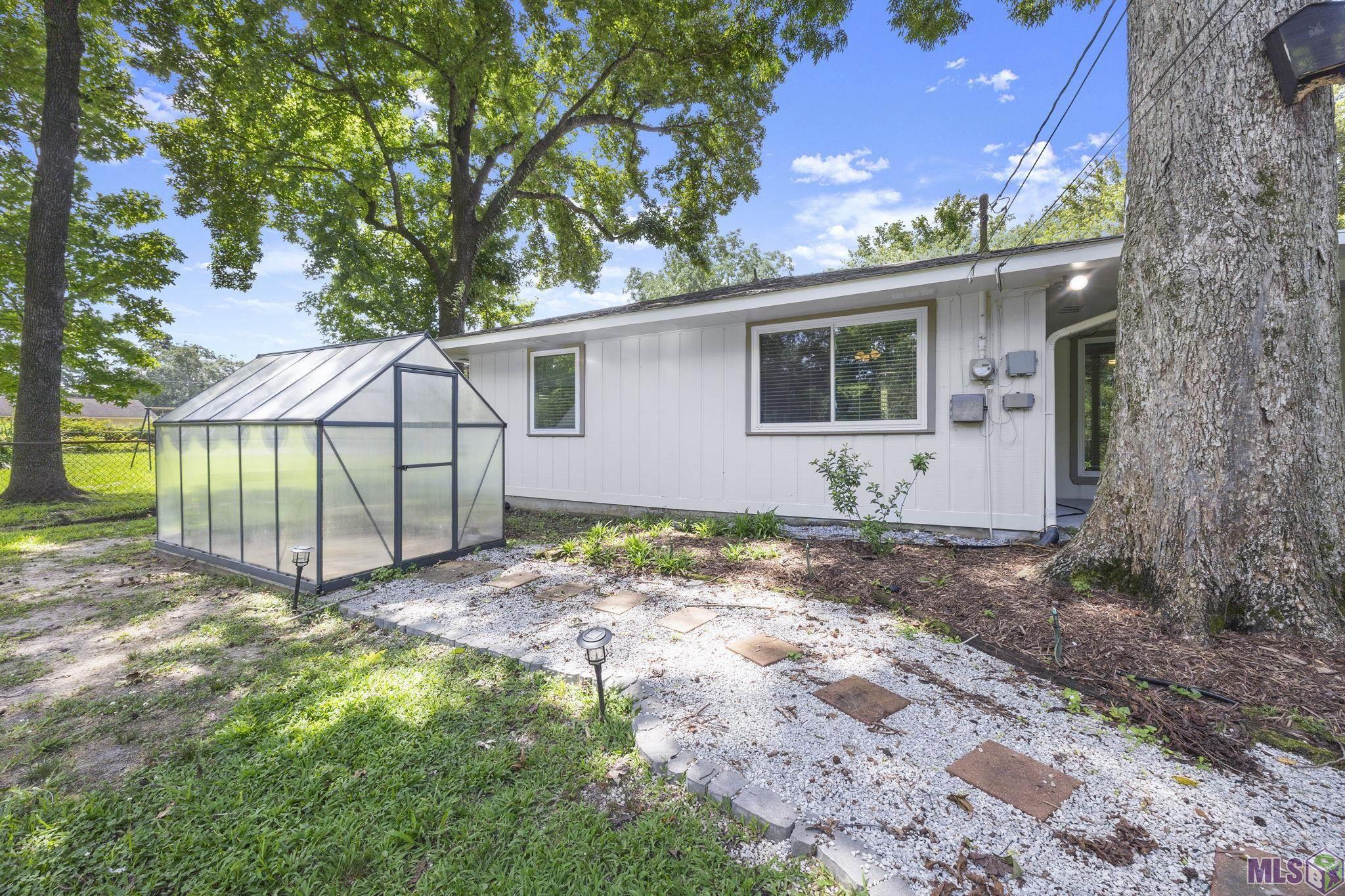9835 Judi Avenue Baton Rouge, LA 70815 - Photo 27 of 27 Greenhouse