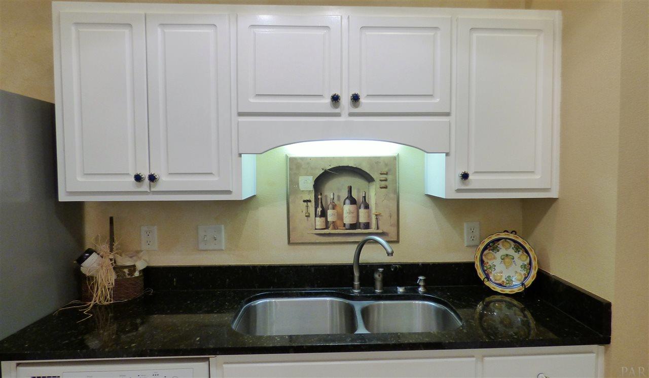 5979 Ridgeview Drive Milton, FL 32570 - Photo 12 of 34